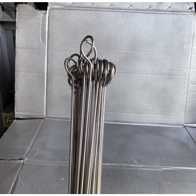 QUE XIÊN THỊT NƯỚNG INOX SIÊU TIỆN DỤNG