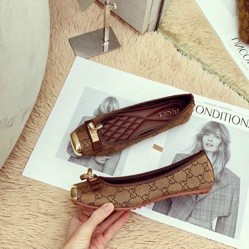 Giày Búp Bê Khoá Lắc Siêu Sang Chảnh Êm Xịn