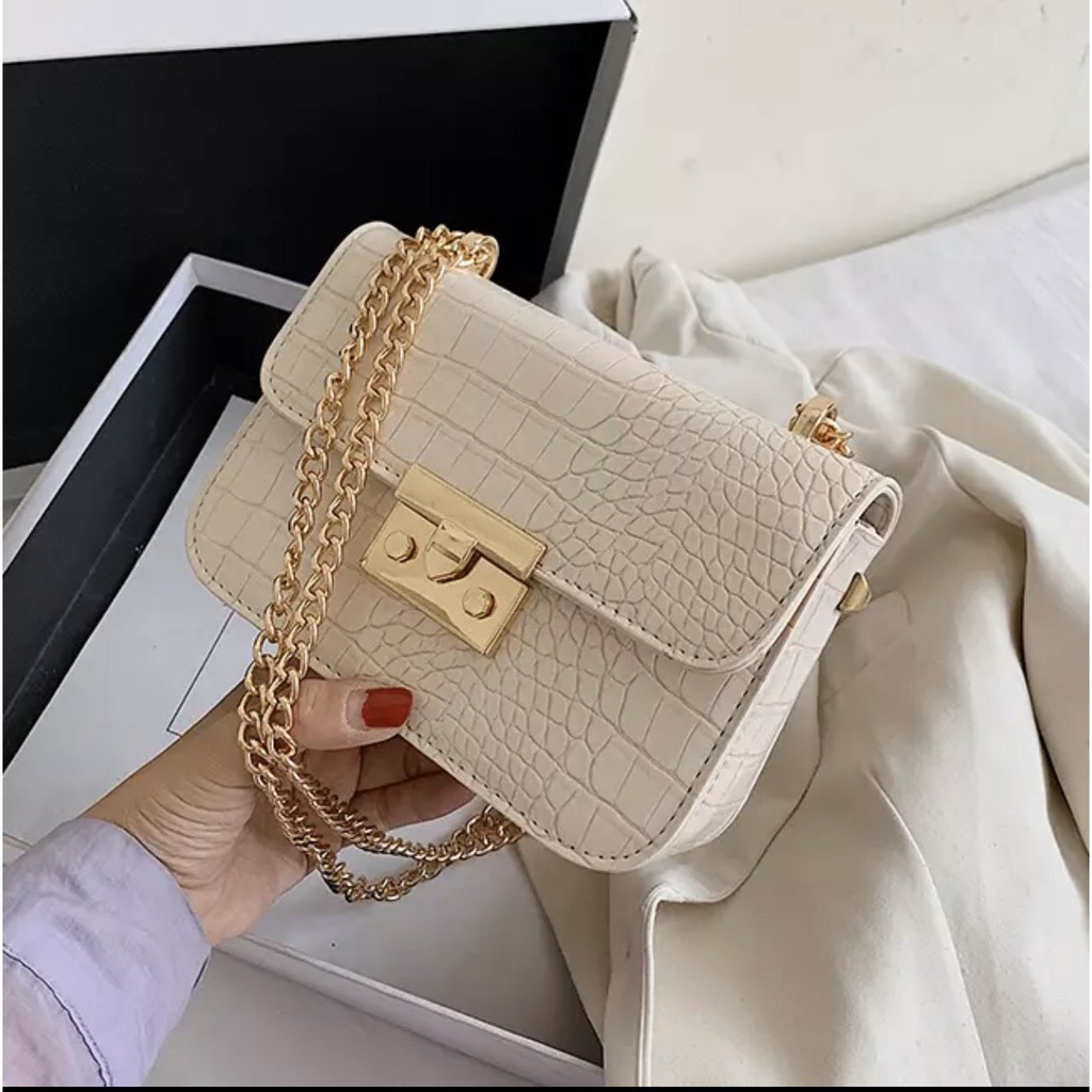 Túi Đeo Chéo Thời Trang CLK Sành Điệu Mẫu Mới Hot 2021