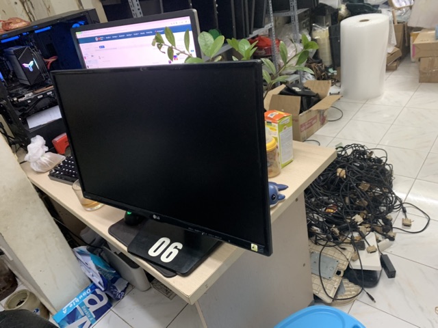 Màn hình 24 inch LG 24mp47 led ips độ phân giải full hd cổng kết nối HDMI VGA hình ảnh nét đẹp hình thức đẹp | BigBuy360 - bigbuy360.vn