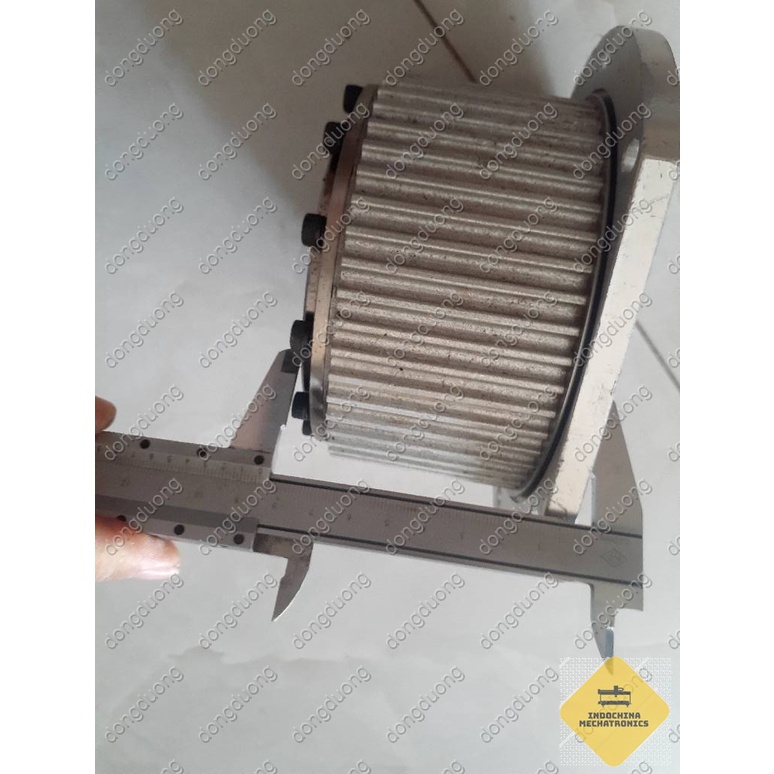Giảm tốc Harmonic kiểu wave gear tỷ số 1/100 bích ac servo size 80, hàng tháo máy, đẹp