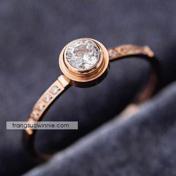 Nhẫn nữ titan Hạt đậu Basic