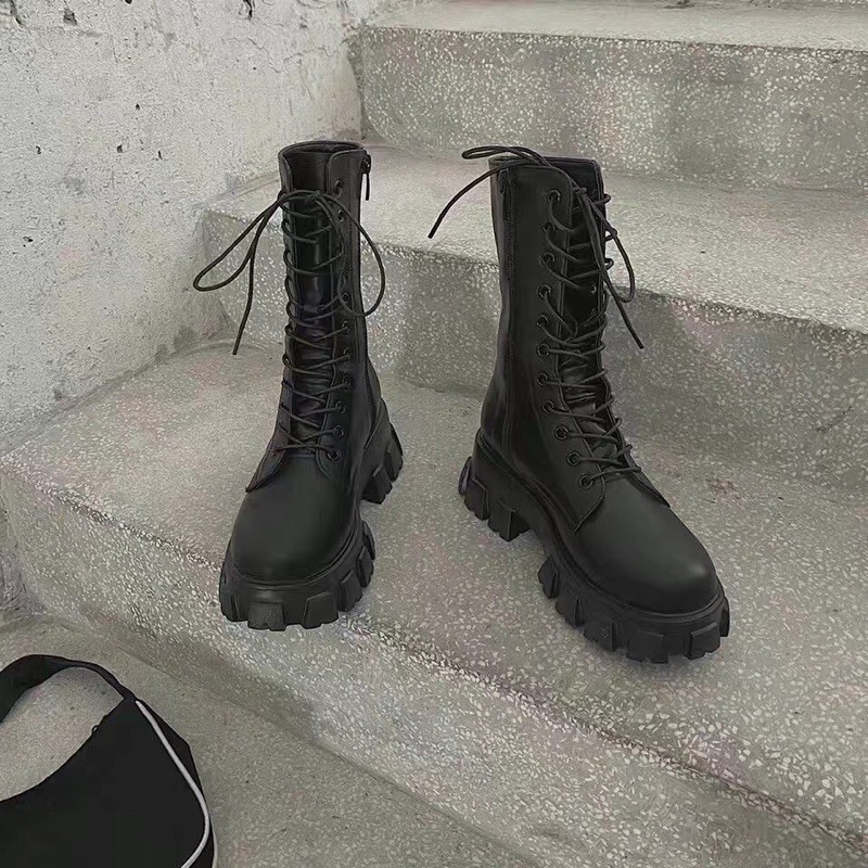 [ORDER] Boots nâng đế 5cm thân boots dài 20cm | Có hai màu Trắng/Đen
