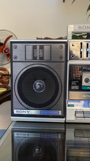 Sony w600 đài cassette