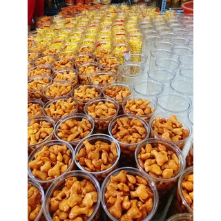 BÁNH ĐÙI GÀ BƠ CAY