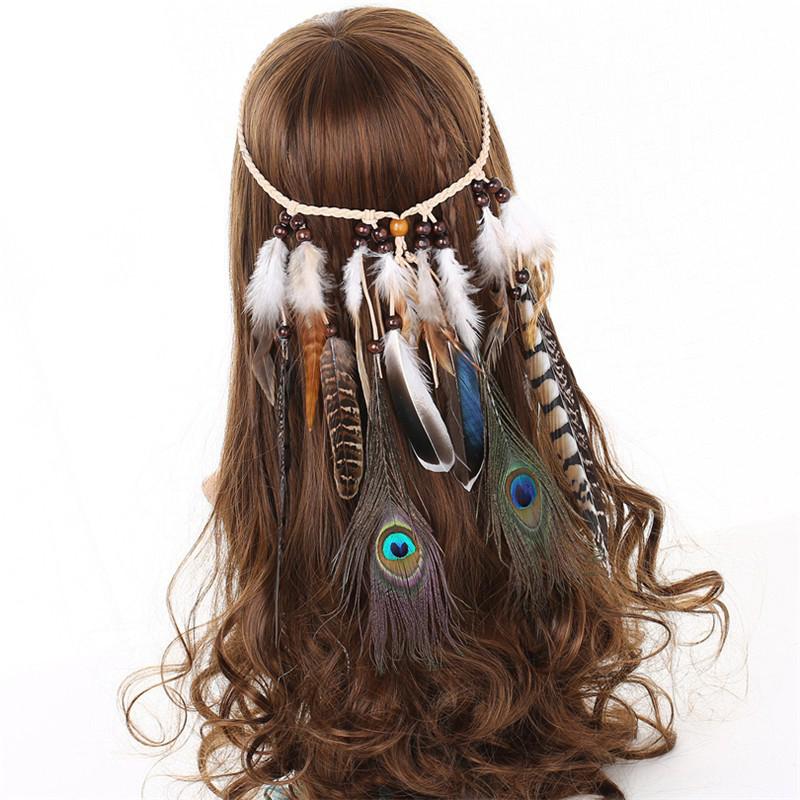 Băng đô cài tóc đính lông vũ phong cách boho