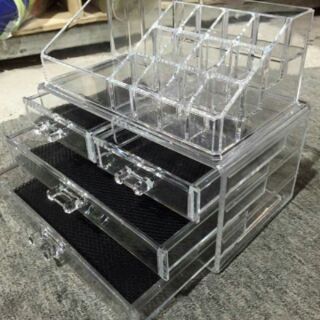 Kệ mỹ phẩm Mica có khay son
