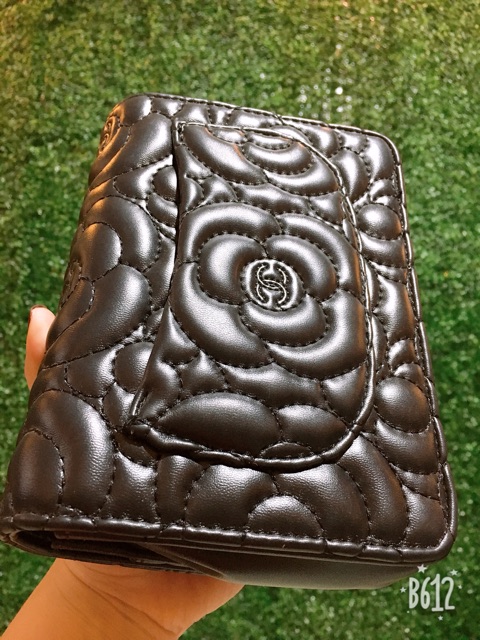 Túi hoa dập nắp