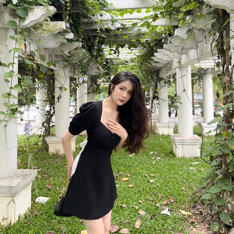 Đầm nơ hở lưng form chữ A có mút hai màu đen, trắng - Giangjoile.Store