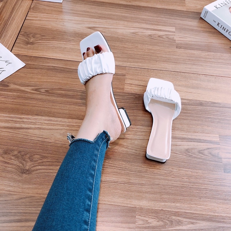 Dép bản ngang quai nhúm 2p mũi vuông cực xinh với thiết kế gót vuông rất dễ đi ạ - Chi Chanh Store
