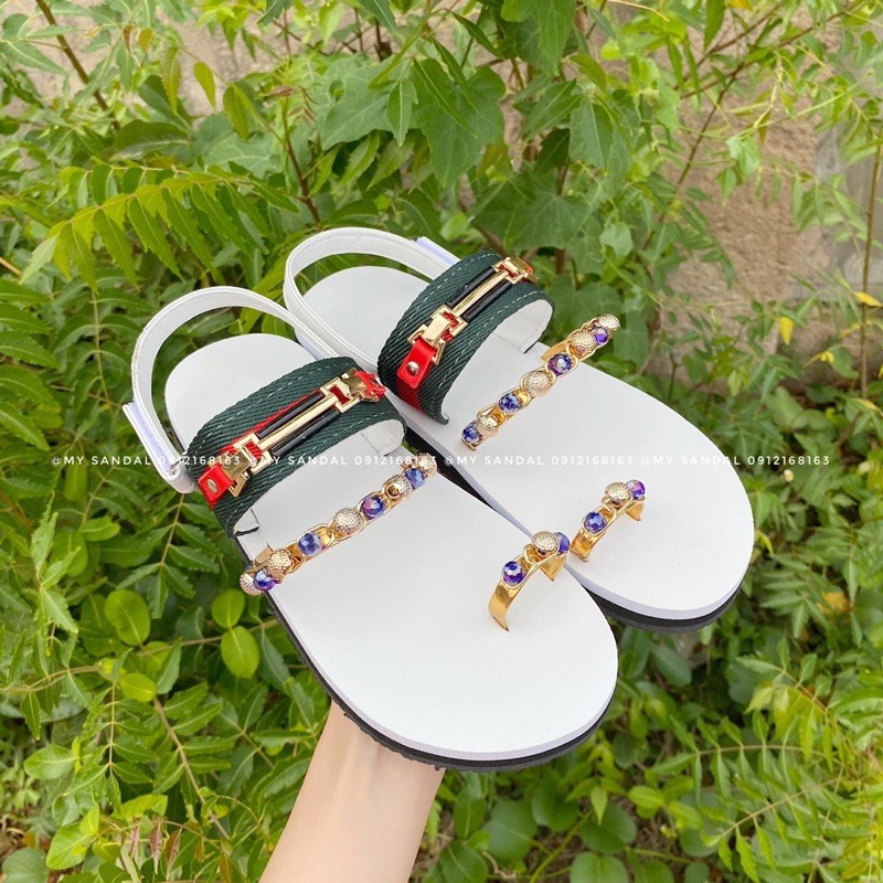 Giày sandal