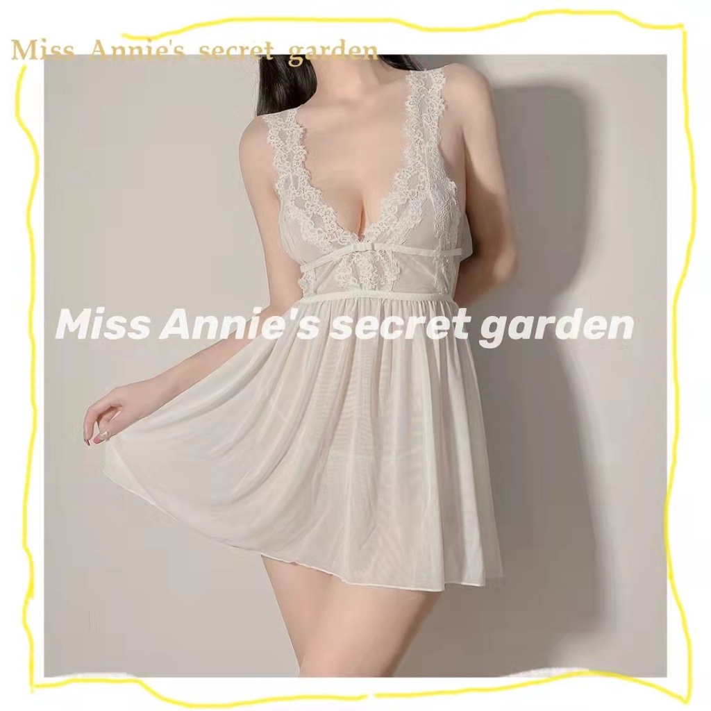 😊Đồ ngủ sexy💕Freeship💕Váy đầm ngủ 2 dây vải phi bóng hàng cao cấp, xẻ đùi đính nơ Freesize 40-65kg---001