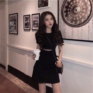 Váy đen ulzzang khoá eo