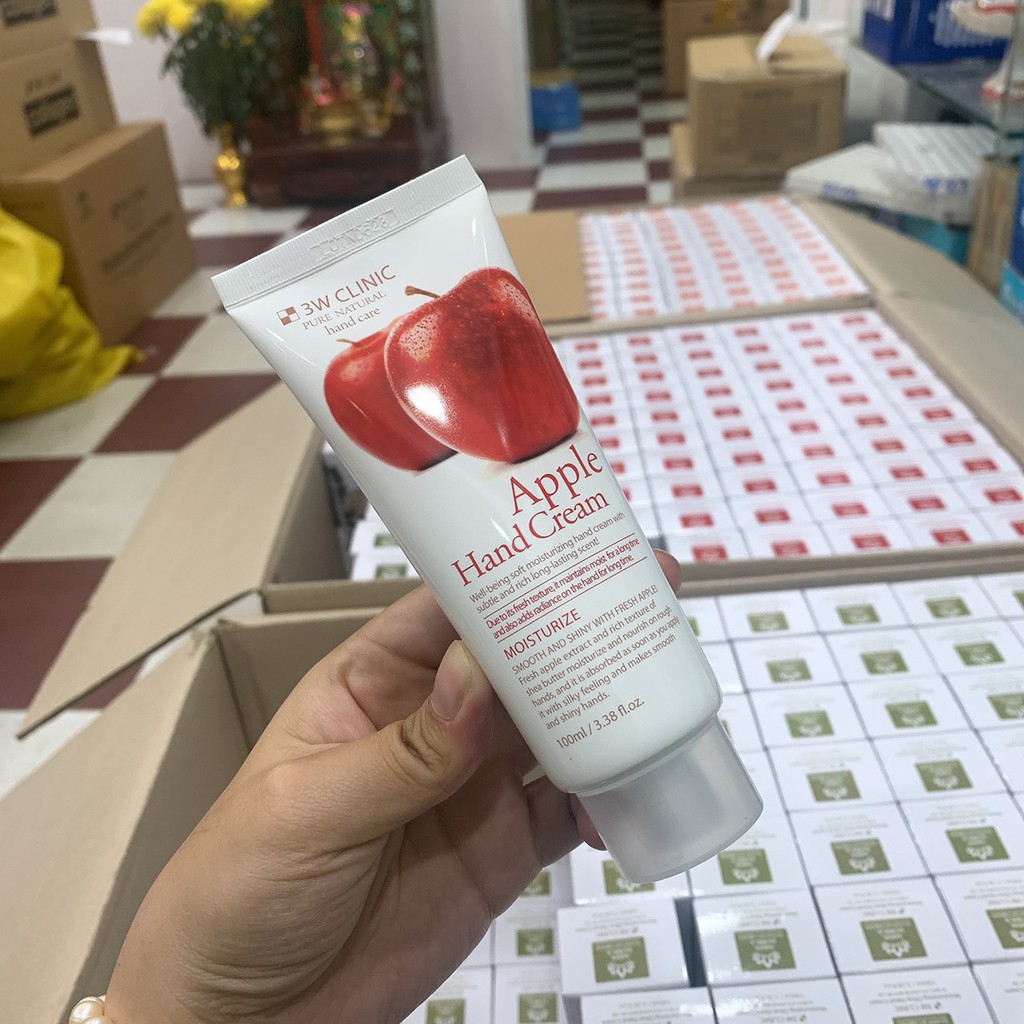 Kem Dưỡng Da Tay Hương Táo 3W Clinic Apple Hand Cream 100ml