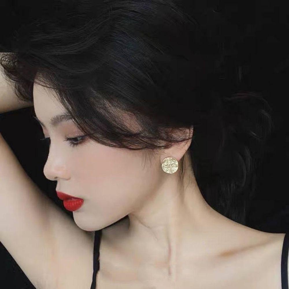 Khuyên Tai Bất Đối Xứng Sang Trọng Phong Cách Hàn Quốc