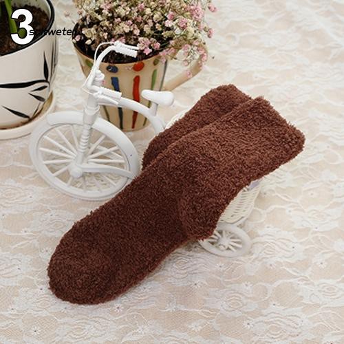 Vớ len giữ ấm mùa đông kiểu dáng xinh xắn dành cho nữ