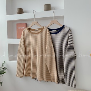 Áo len móc kẻ ngang viền cổ