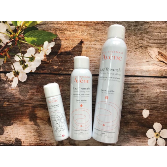 Xịt khoáng Avène Thermal Spring Water 300ml giữ ẩm bảo vệ làn da khỏi bụi bẩn [MẪU MỚI] | BigBuy360 - bigbuy360.vn