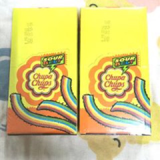 Kẹo chupa chups cầu vồng