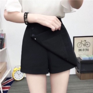 Quần giả váy phối cúc to
