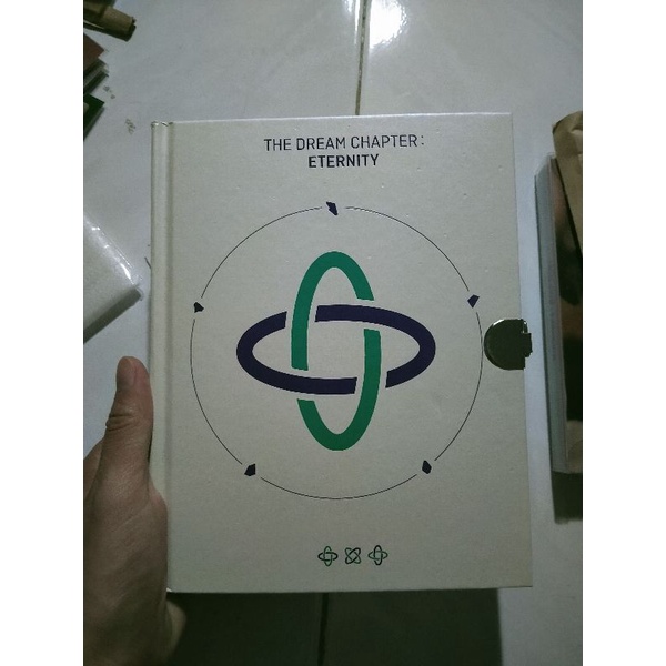 Album rỗng TXT