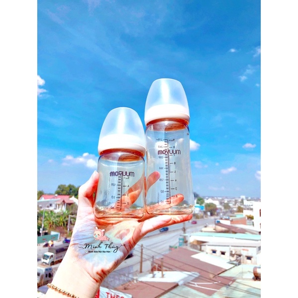 Bình Sữa Moyuum Chính Hãng( Cam Kết hàng chính hãng 1000%)