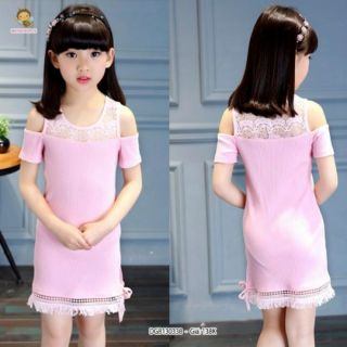 Đầm thun khoét vai bé gái