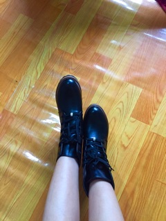 Boot cổ cao(250k sale còn 155k)