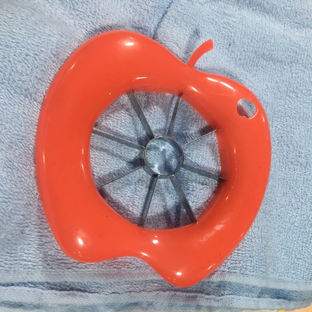 Dụng cụ cắt táo