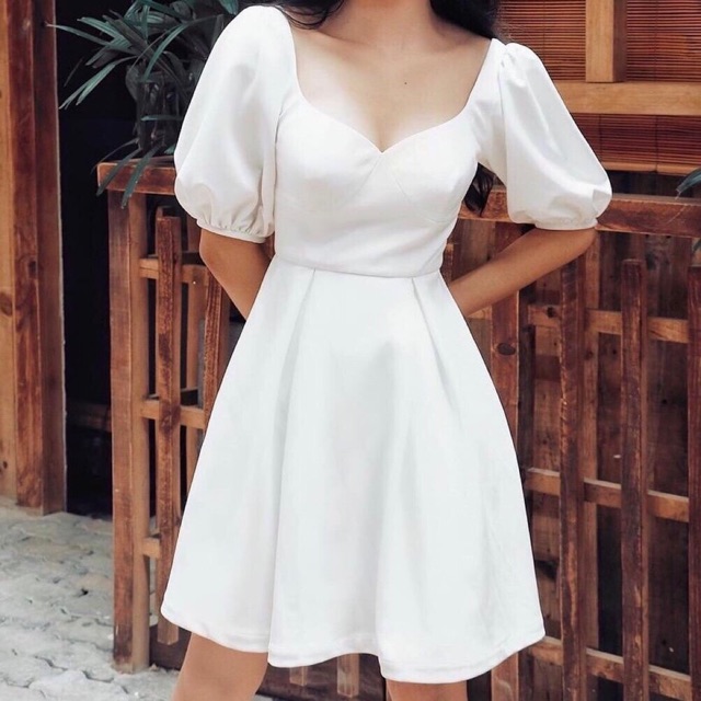 Đầm dự tiệc trắng tay bo (kèm hình thật)