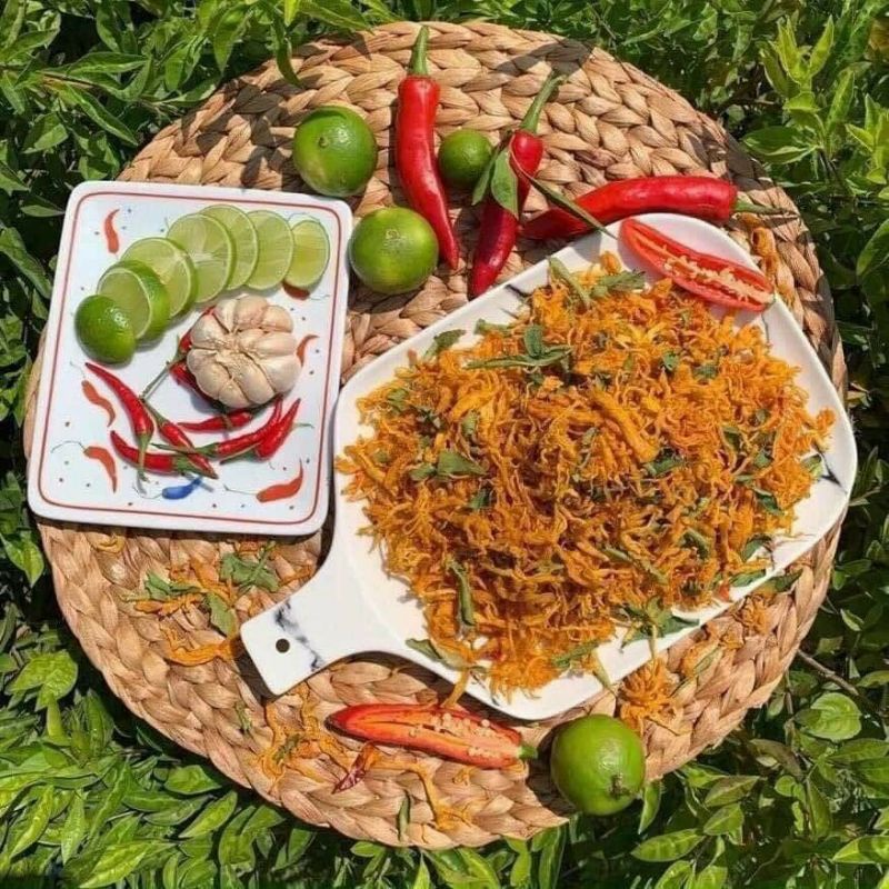 KHÔ GÀ LÁ CHANH NGON LOẠI 300GR | BigBuy360 - bigbuy360.vn
