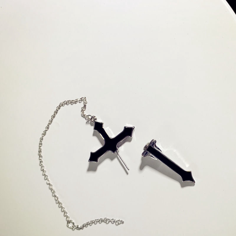 Khuyên tai thiết kế phong cách cổ điển thời trang