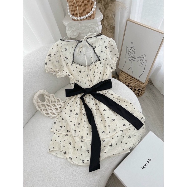 ĐẦM HOA NƠ LƯNG