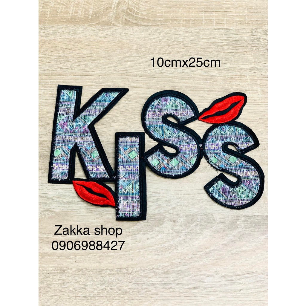 Hình may trang trí chữ KISS 10cmx25cm [H15]