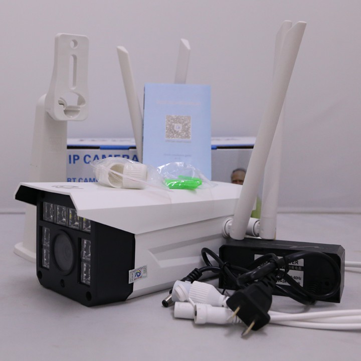 Camera Wifi Ngoài Trời Carecam pro 4 râu 3.0Mpx Full HD phiên bản 2021