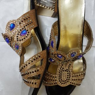 Dép cao gót sang chảnh