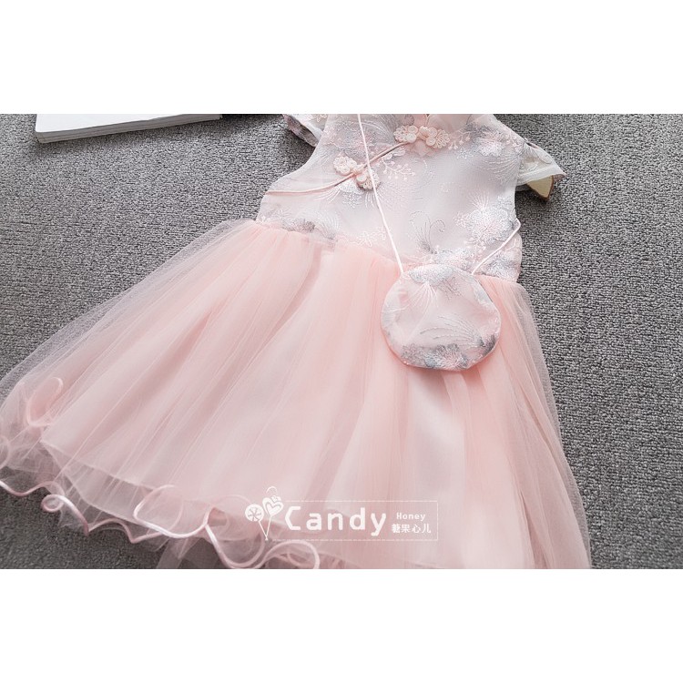 Váy công chúa cổ tàu thêu hoa dành cho bé gái 14-32kg DCC02