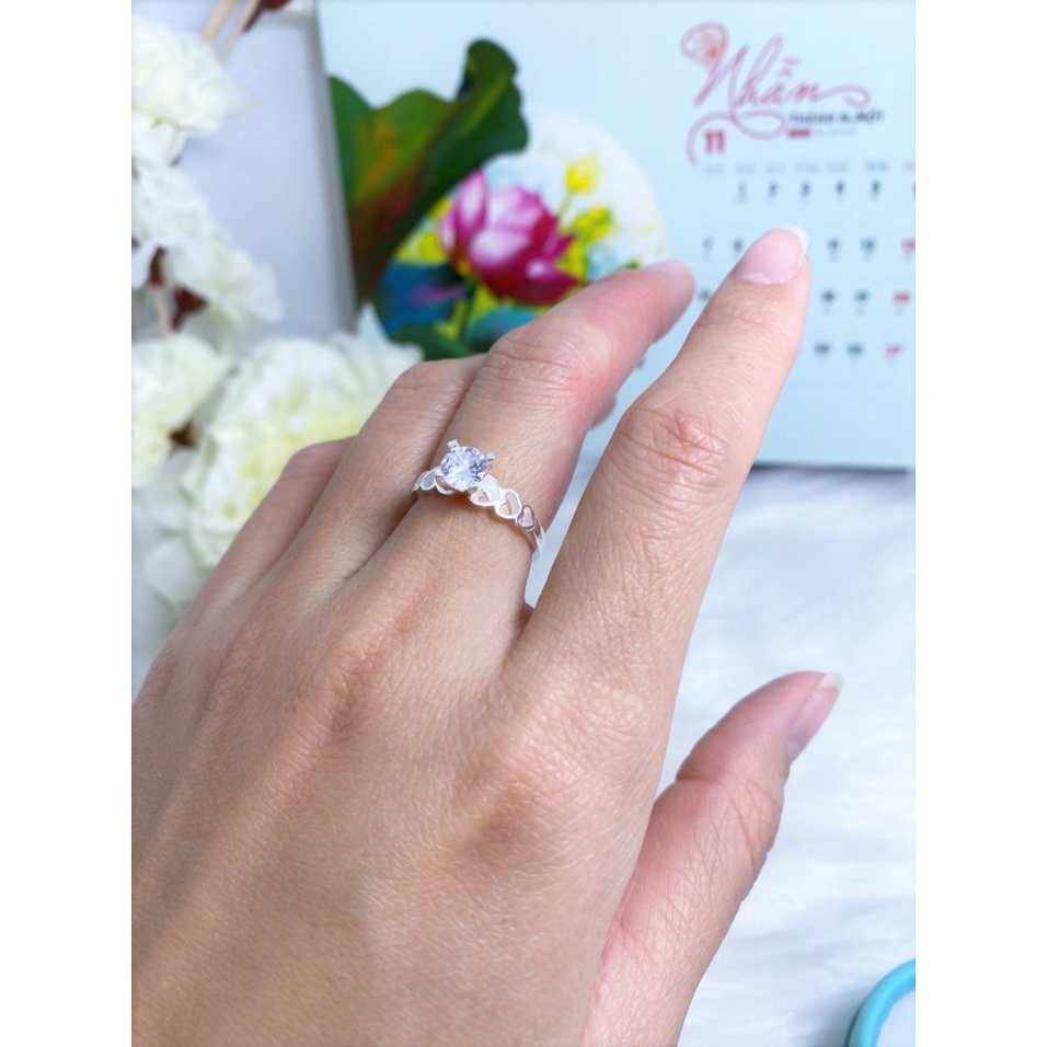 Nhẫn bạc nữ họa tiết trái tim đính đá nhân tạo, chất liệu bạc ta cao cấp - Trang sức bạc Evasilver