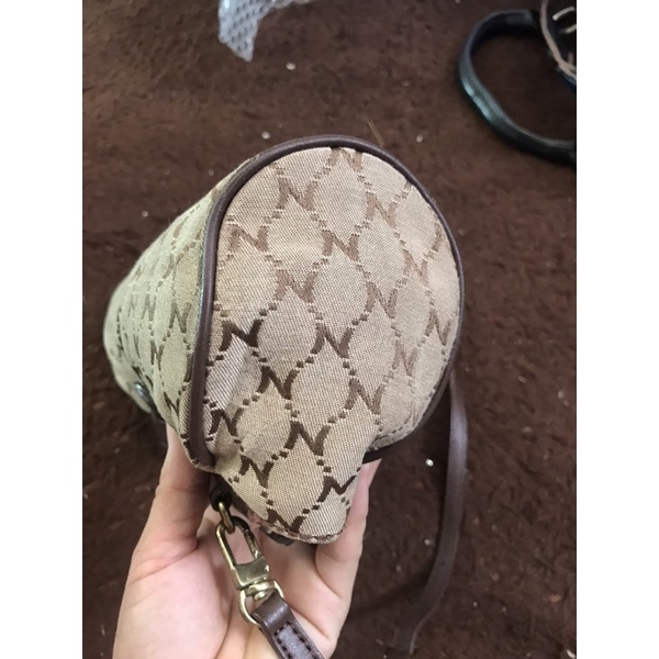 Túi si hiệu xịn xò nhé