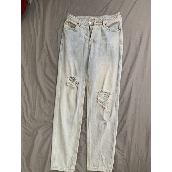 Pass quần jeans rách zara