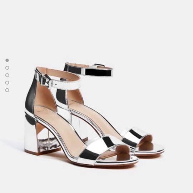 dép bershka auth
