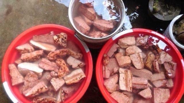 Hà thủ ô nguyên miếng 1kg