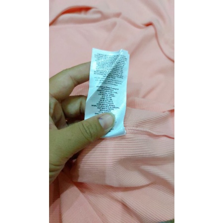 Áo thun nữ Guess sexy VNXK dư xịn