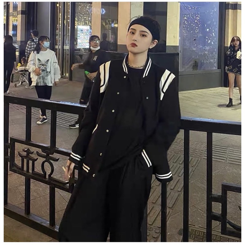 ÁO KHOÁC BOMBER PHỐI TAY VIỀN TRẮNG