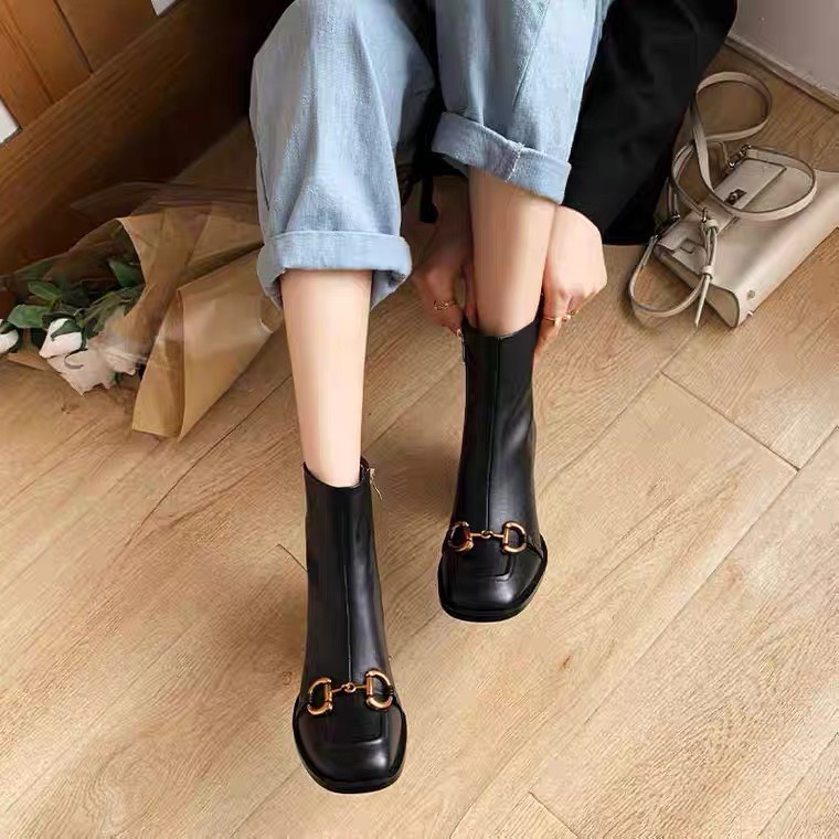 XẢ KHO (S175) Bốt nữ 6 phân tag xích sang chảnh (mã 001- bốt xích)