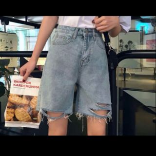 Quần short bò