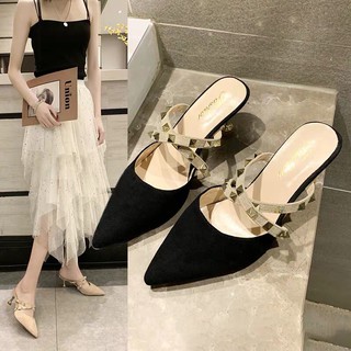 Giày sục da lộn mũi nhọn