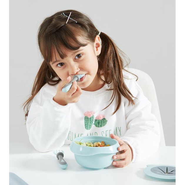 Bộ muỗng nĩa Silicon cho bé (Kèm hộp đựng bảo vệ)