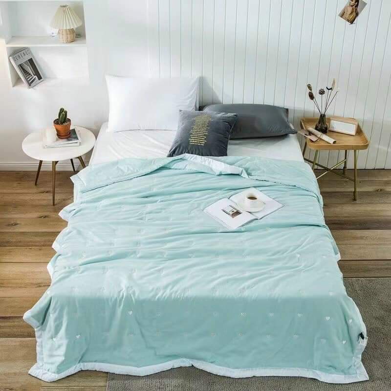 Chăn hè lụa trần bông thêu tim nhập khẩu cao cấp, chăn lụa mùa hè thu mềm mát size 2mx2m3 mềm mịn thoáng khí