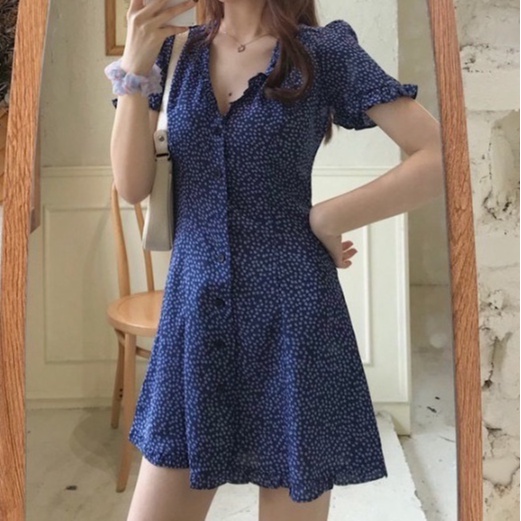 Đầm voan hoa cổ xẻ sâu hiệu Bradely Michelle